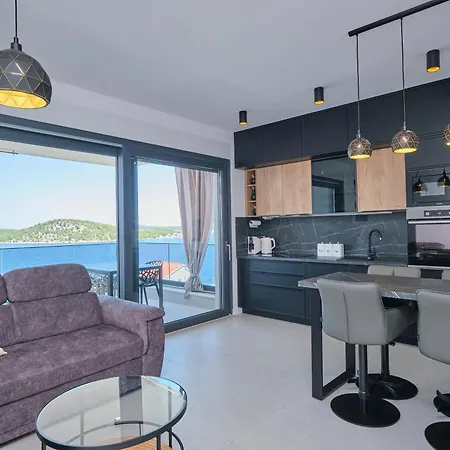 Appartamento Maestral Ražanj